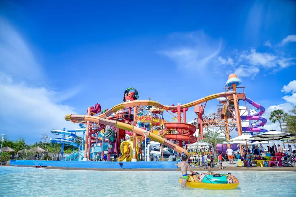 Cartoon Network Amusement Park in Thailand Heritage Tours