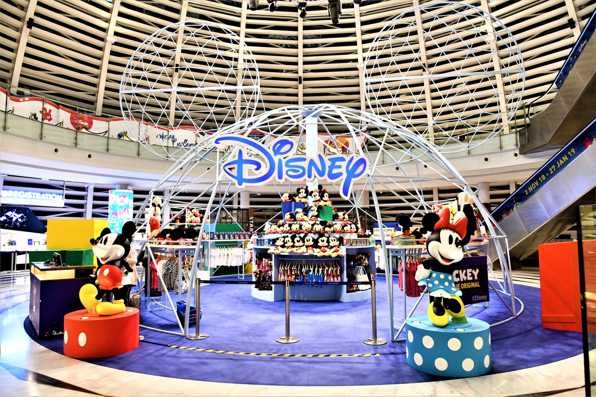Dream World - Bangkok Disneyland in Thailand Heritage Tours