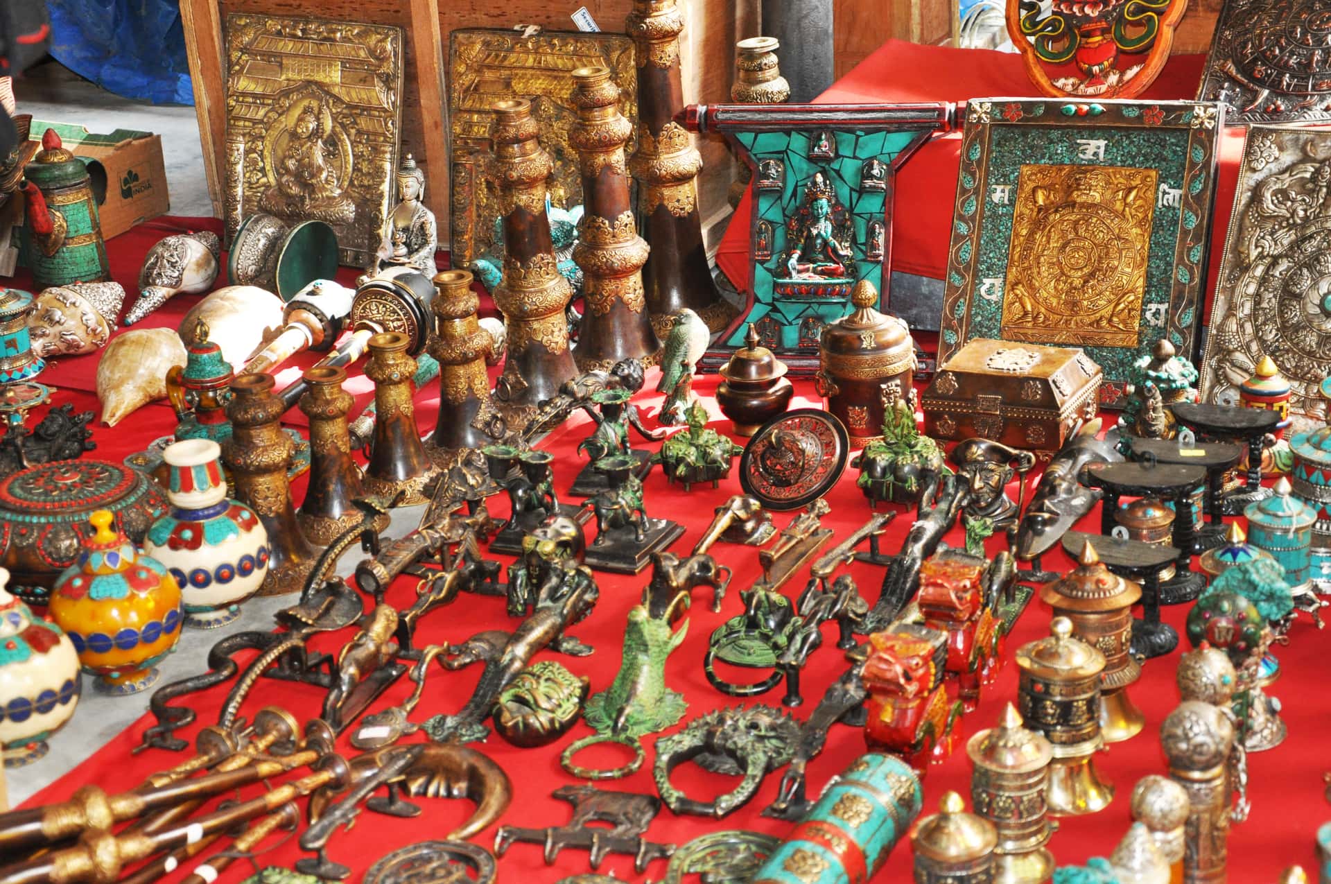 Shop From Handicrafts Market in Bhutan
