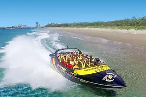 Jet Boating Gold Coast in Australia New Zealand City Break