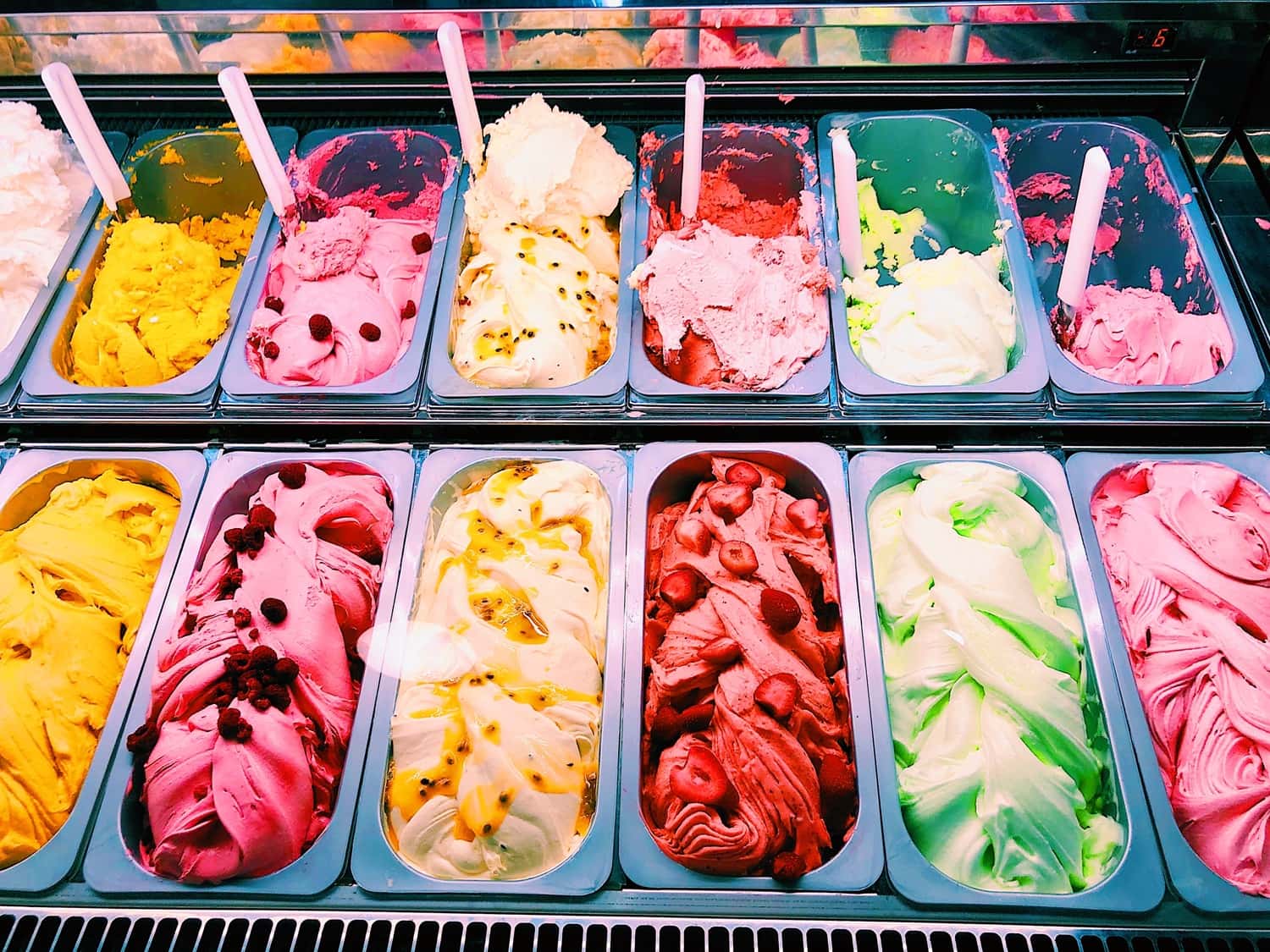 Spot The Real Deal At La Boutique Del Gelato in Italy Heritage Tours