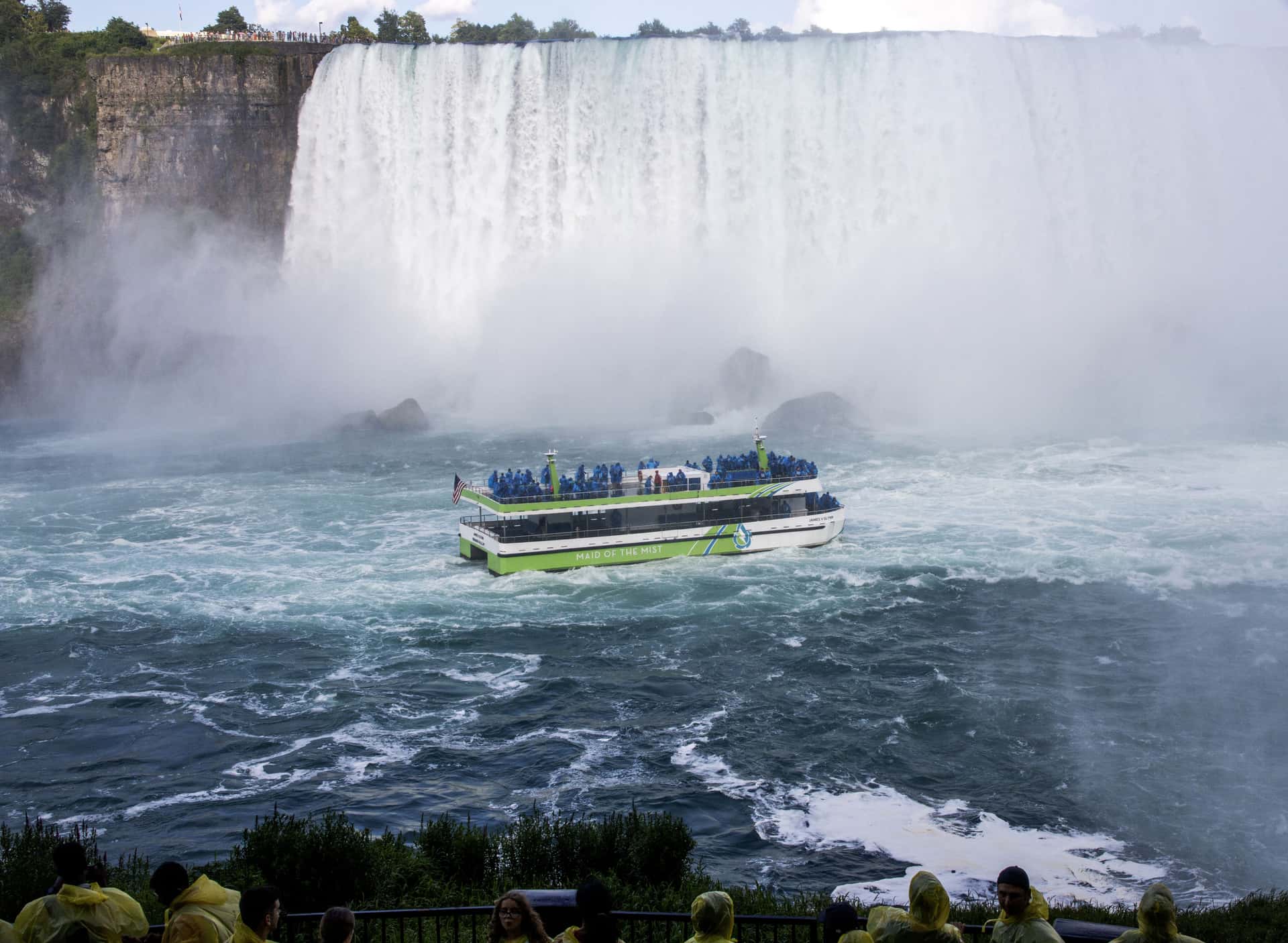 Feel The Spray In Your Face At Niagara Falls in Canada Group Tours