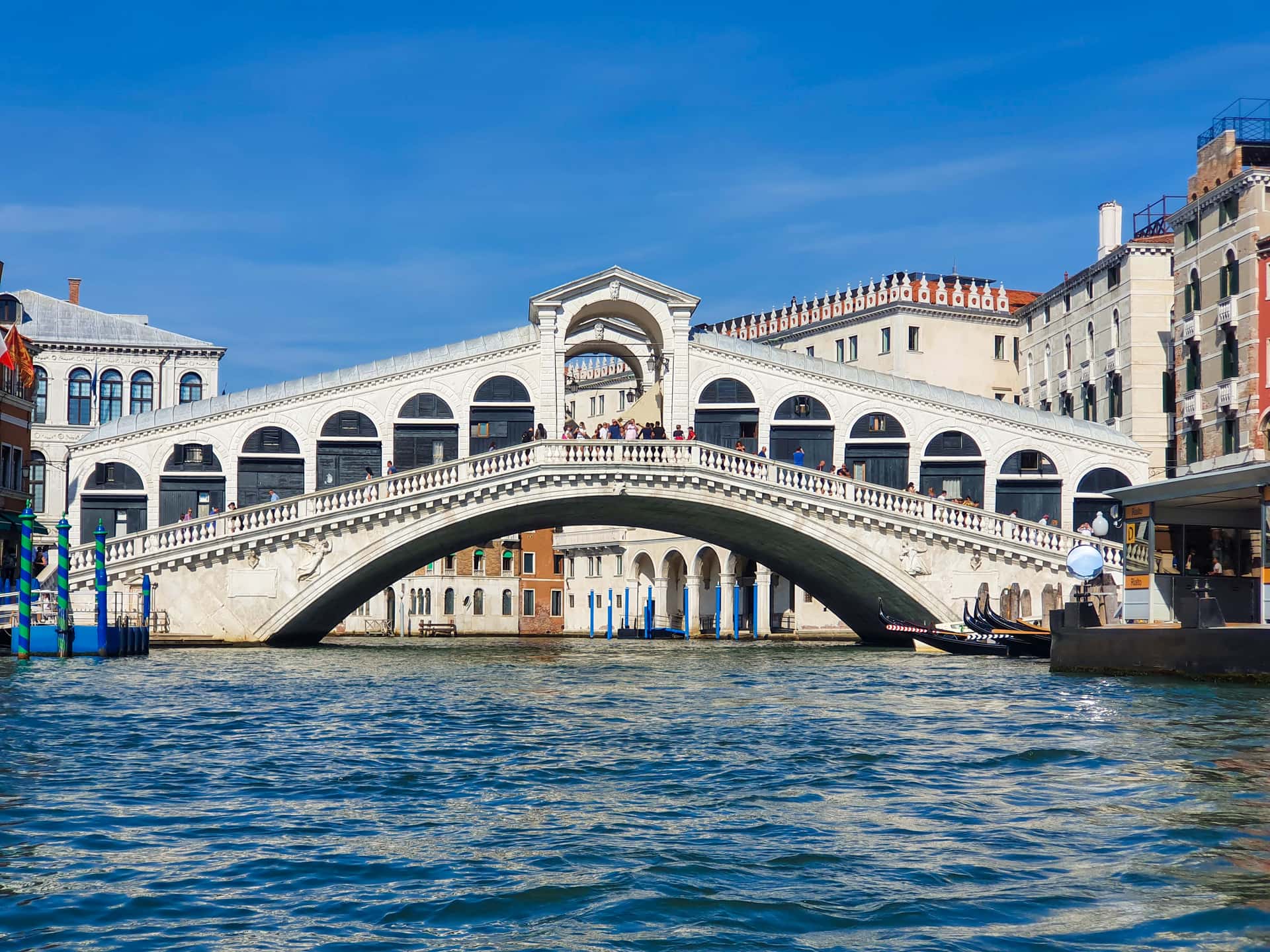 Rialto Bridge in Italy Heritage Tours