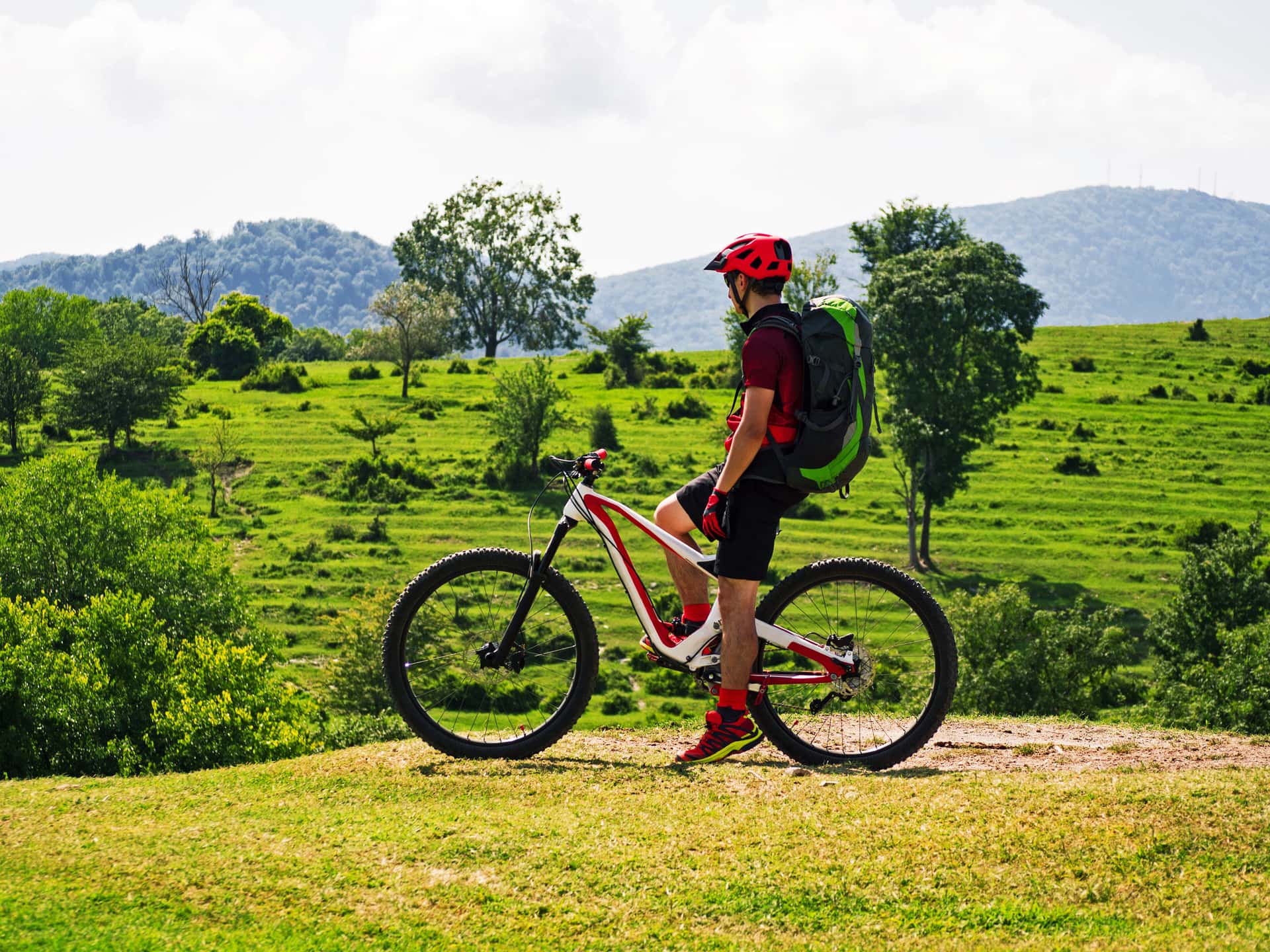 Ride on a Bike through Tea Plantations in Sri Lanka Heritage Tours