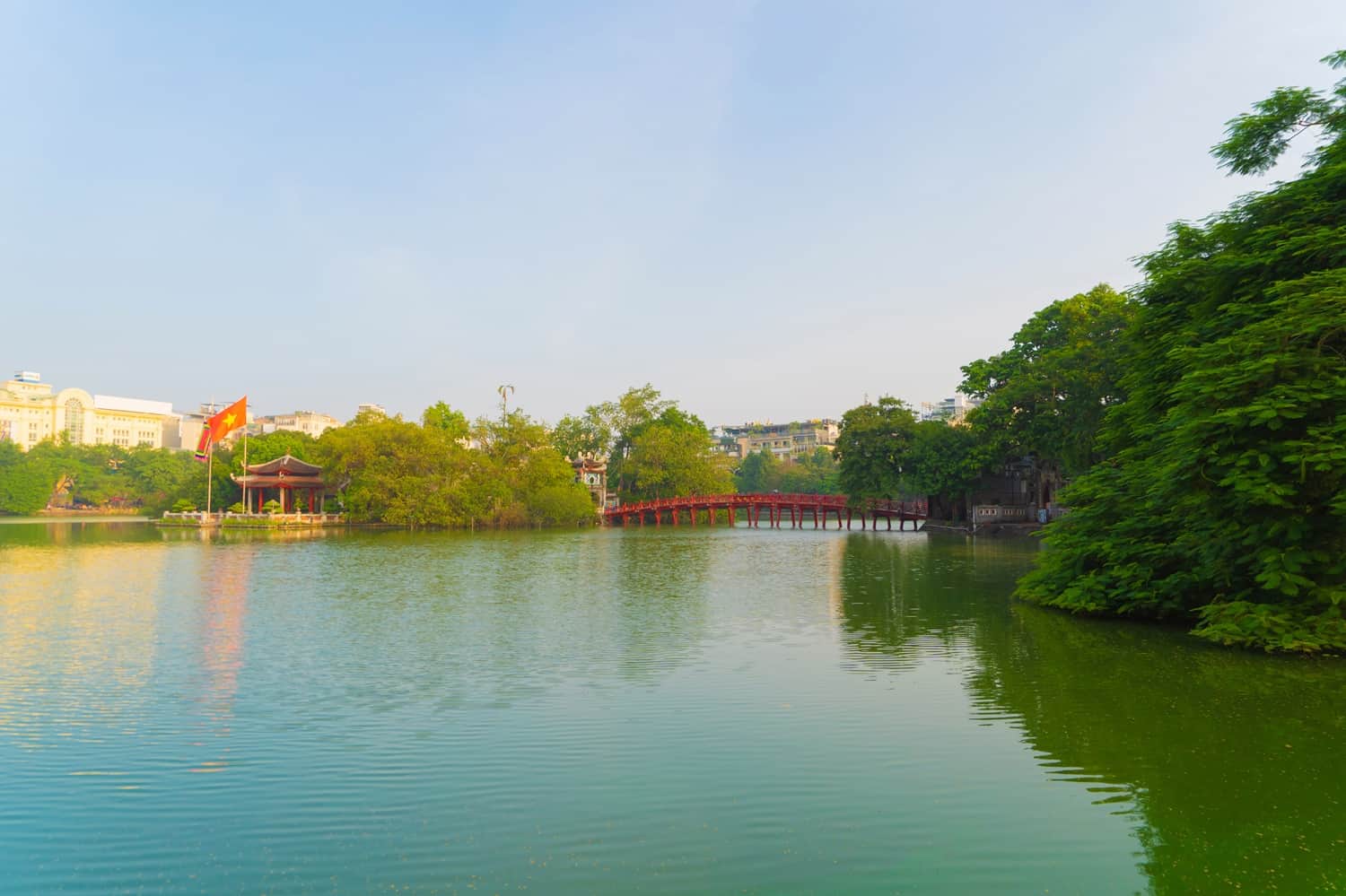 Hoan Kiam Lake 