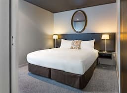 DoubleTree by Hilton Queenstown Room