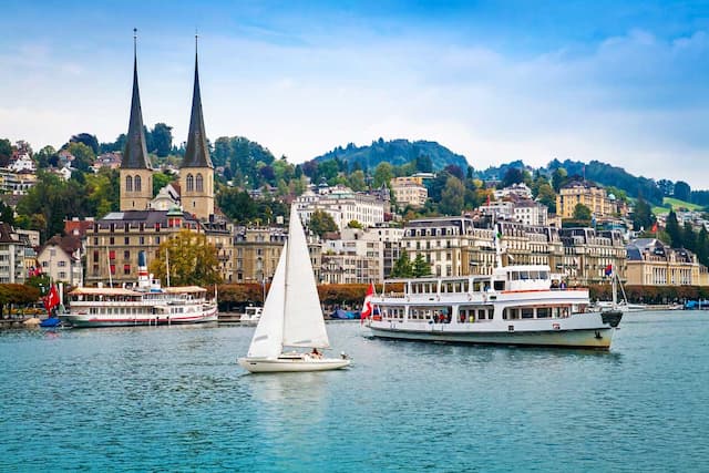 Apartment Stay In Lucerne By Rail