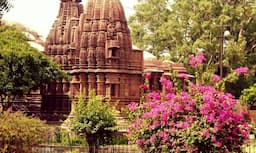 Explore Mandore Gardens