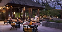Anvaya Beach Resort Kuta Restaurant 