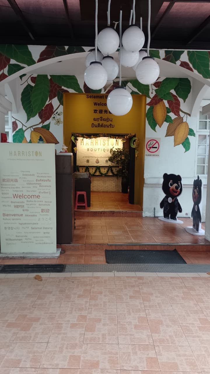 Cocoa Boutique 4
