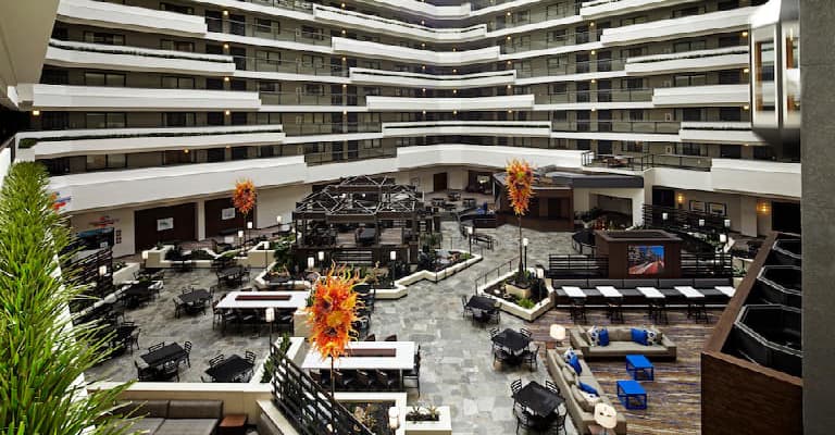 Embassy Suites by Hilton Los Angeles International Airport North Lobby View