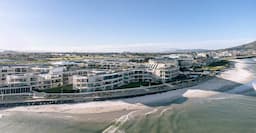 Lagoon Beach Hote