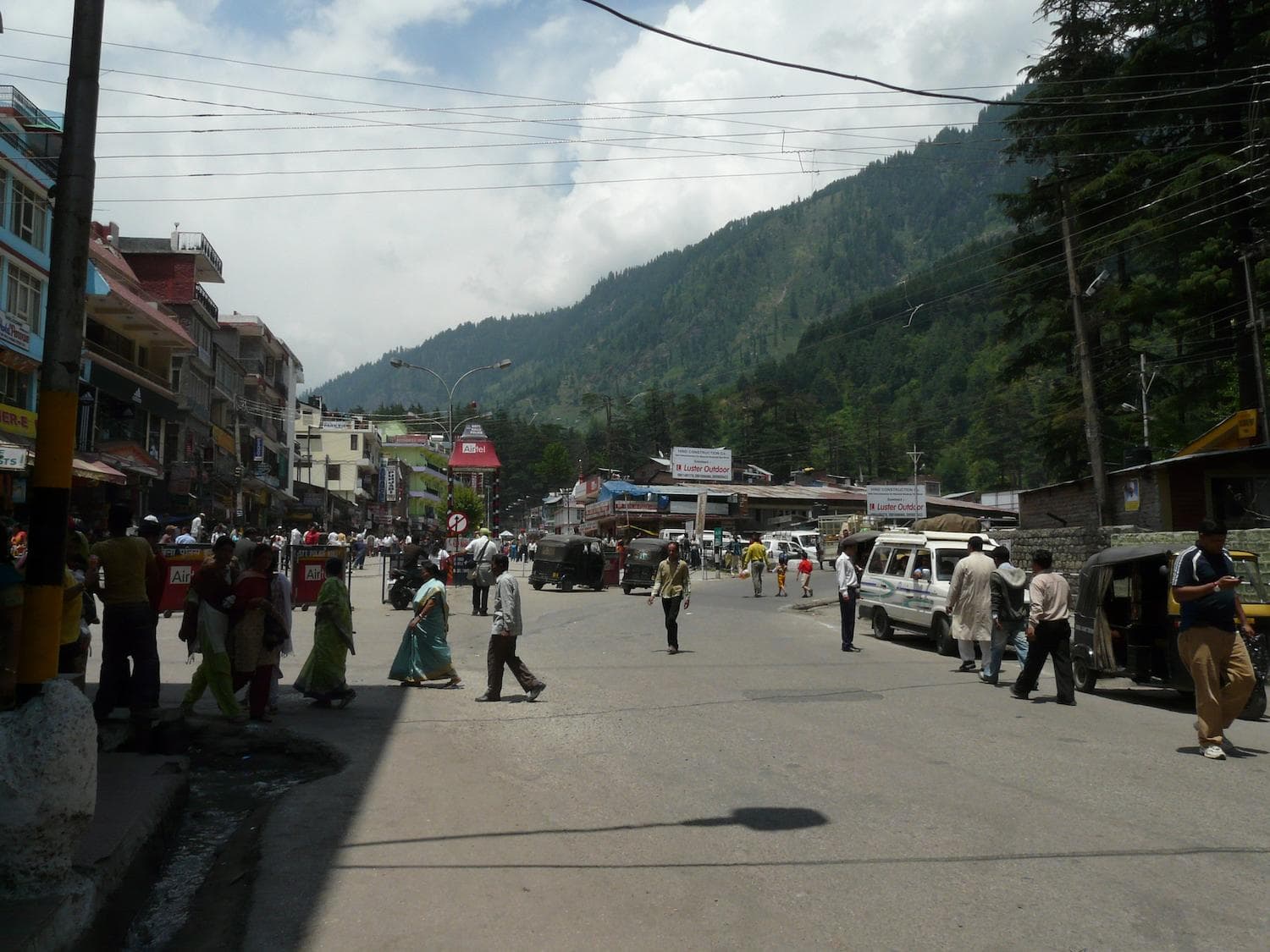 Manali Mall Road
