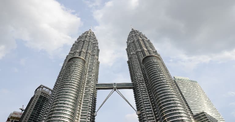  Petronas Twin Towers