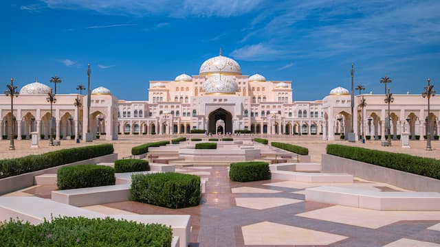 Experience Abu Dhabi