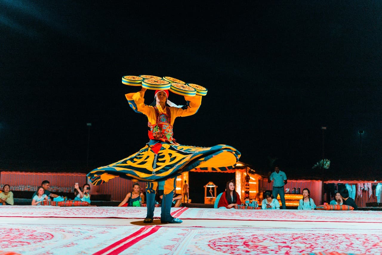 Tanoura Dance