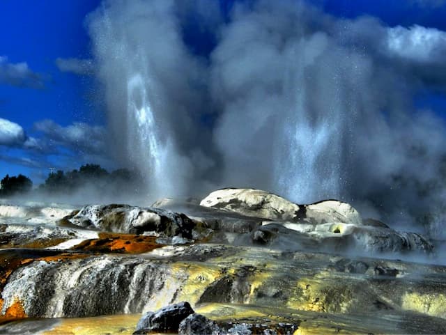 New Zealand With Coromandel Private Tour