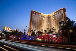 Treassure Island Vegas Exterior View
