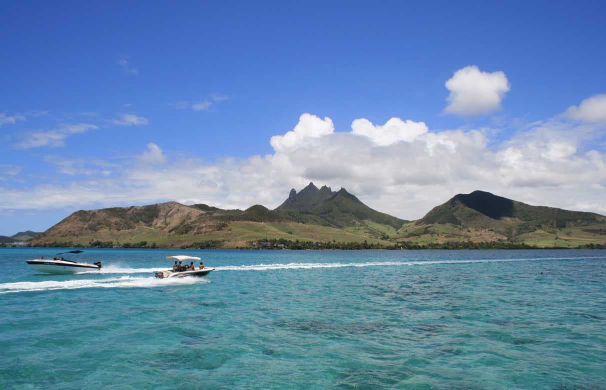 ILE AUX CERF TOUR