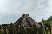 Tour to Chichen Itza archeological park