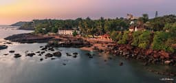 Dona Paula Beach