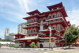 Tooth relic buddha temple