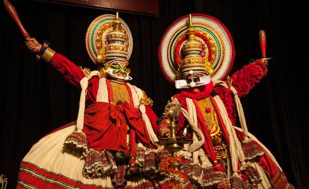 Watch Kathakali dance performance