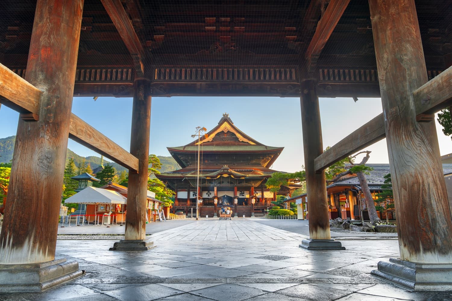 Zenko Ji Shrine