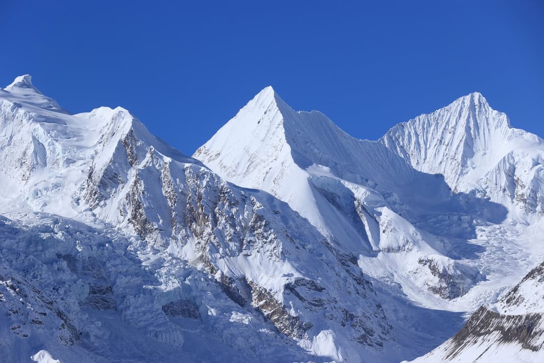 Gorichen Peak