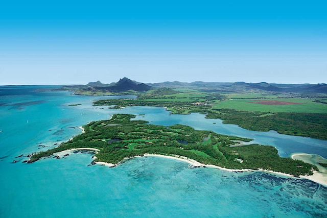 Aerial-View-Ile-aux-Cerfs_720x480_72_RGB.jpg