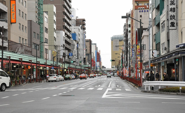 Kappabashi 2.jpg