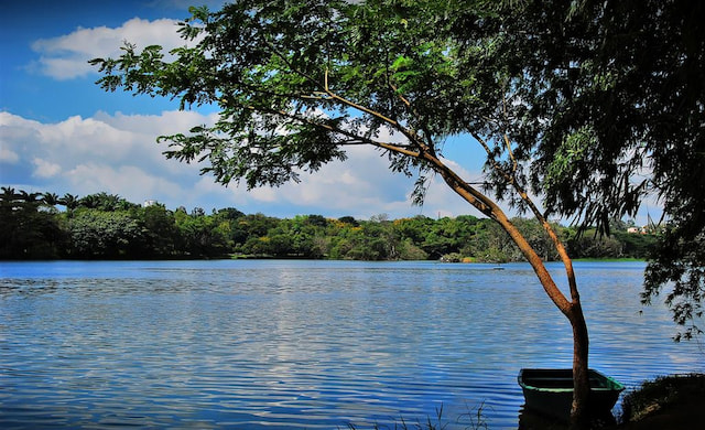 Karanji Lake.jpg