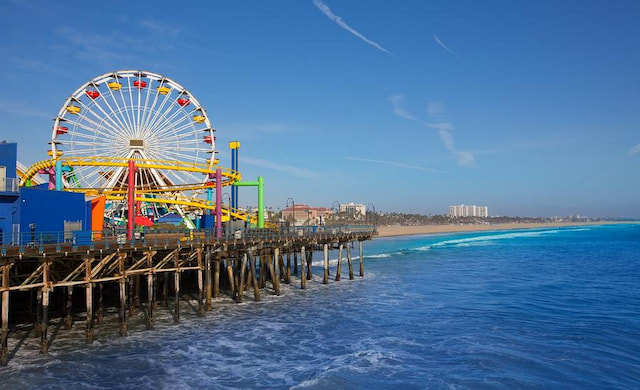 Santa-Monica-Beach 2.jpg