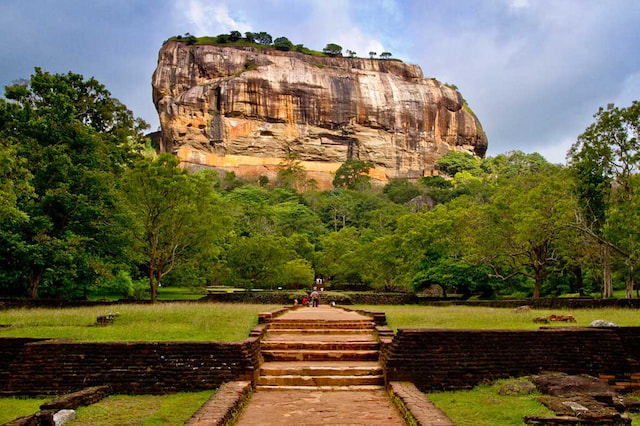 Sigiriya 3.jpg