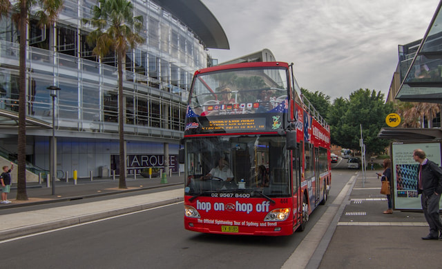 hop on hop off tour sydney.jpg