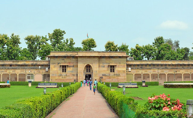sarnath museum.jpg
