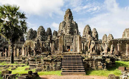 Angkor Temple Tour
