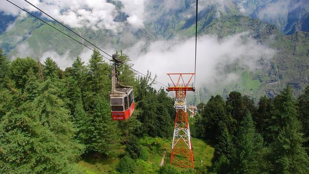auli cable car
