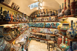 Bahla pottery place