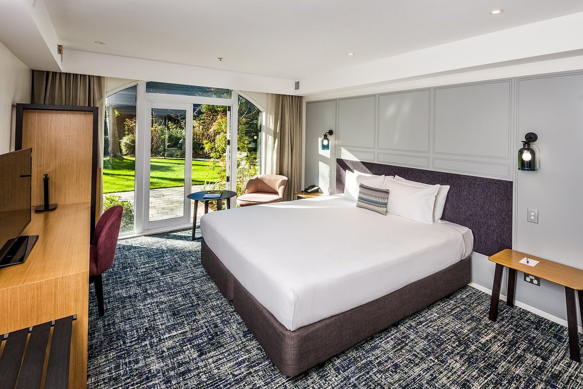 Chateau on the Park Room