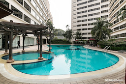 Furama RiverFront singapore Inside Pool