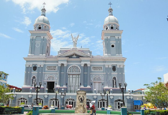 Half Day Santiago tour