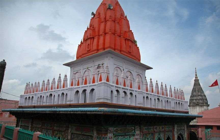 Hanuman Garhi Mandir