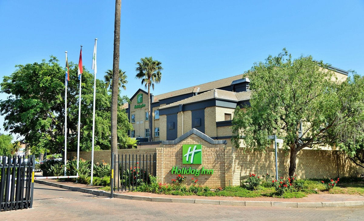 Holiday Inn Over View