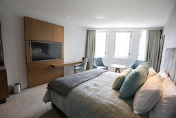 Hotel Distinction  Christchurch Room