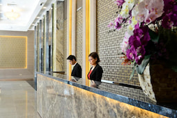 Hotel Grand Central - Lobby Area