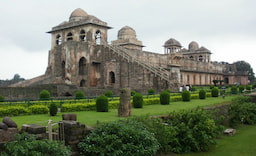 Jahaz Mahal