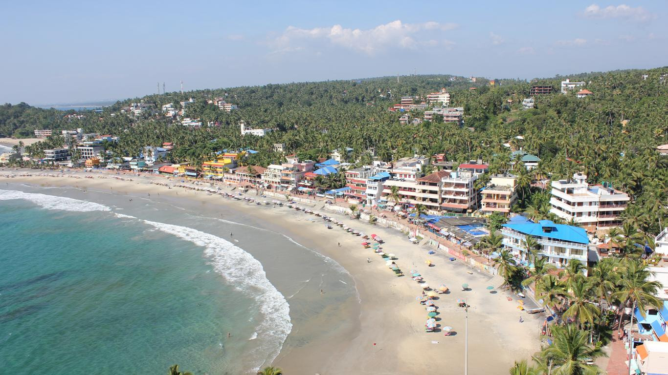 kovalam beach