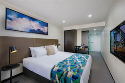 Standerd Room Mantra Albury