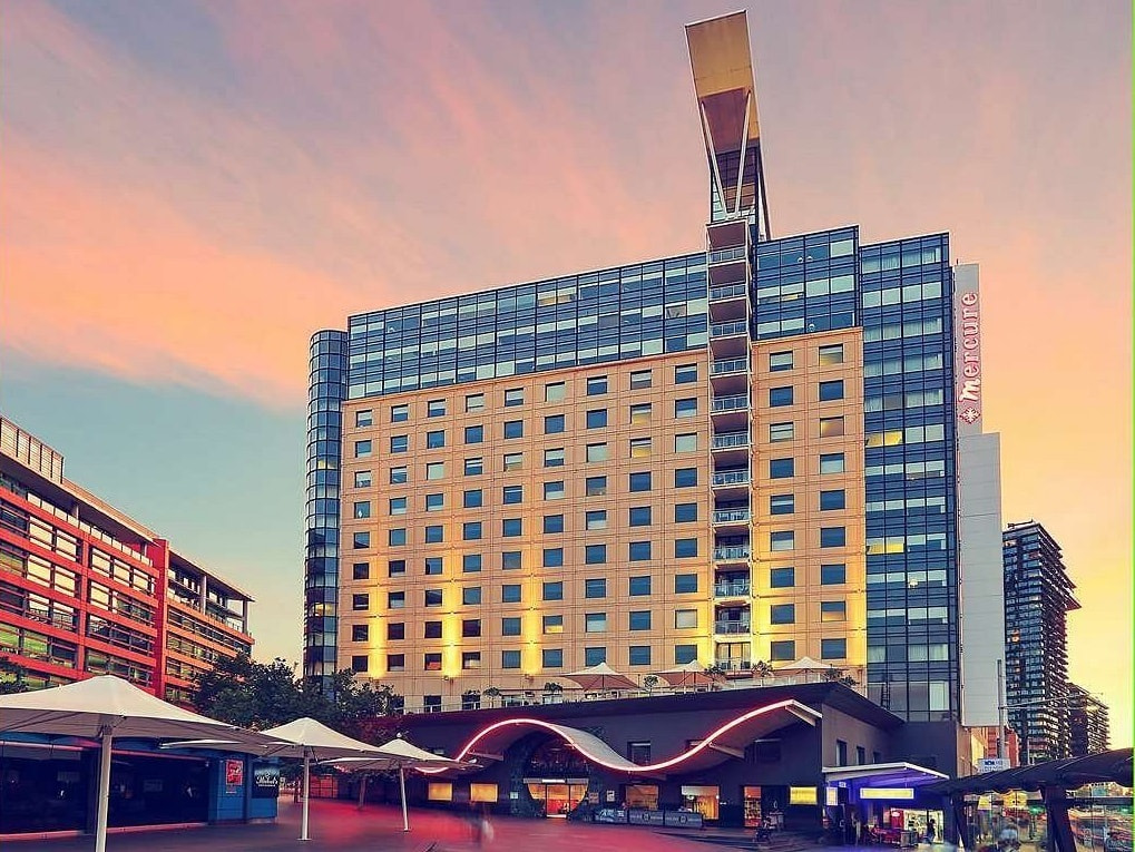 Mercure Sydney Exterior View